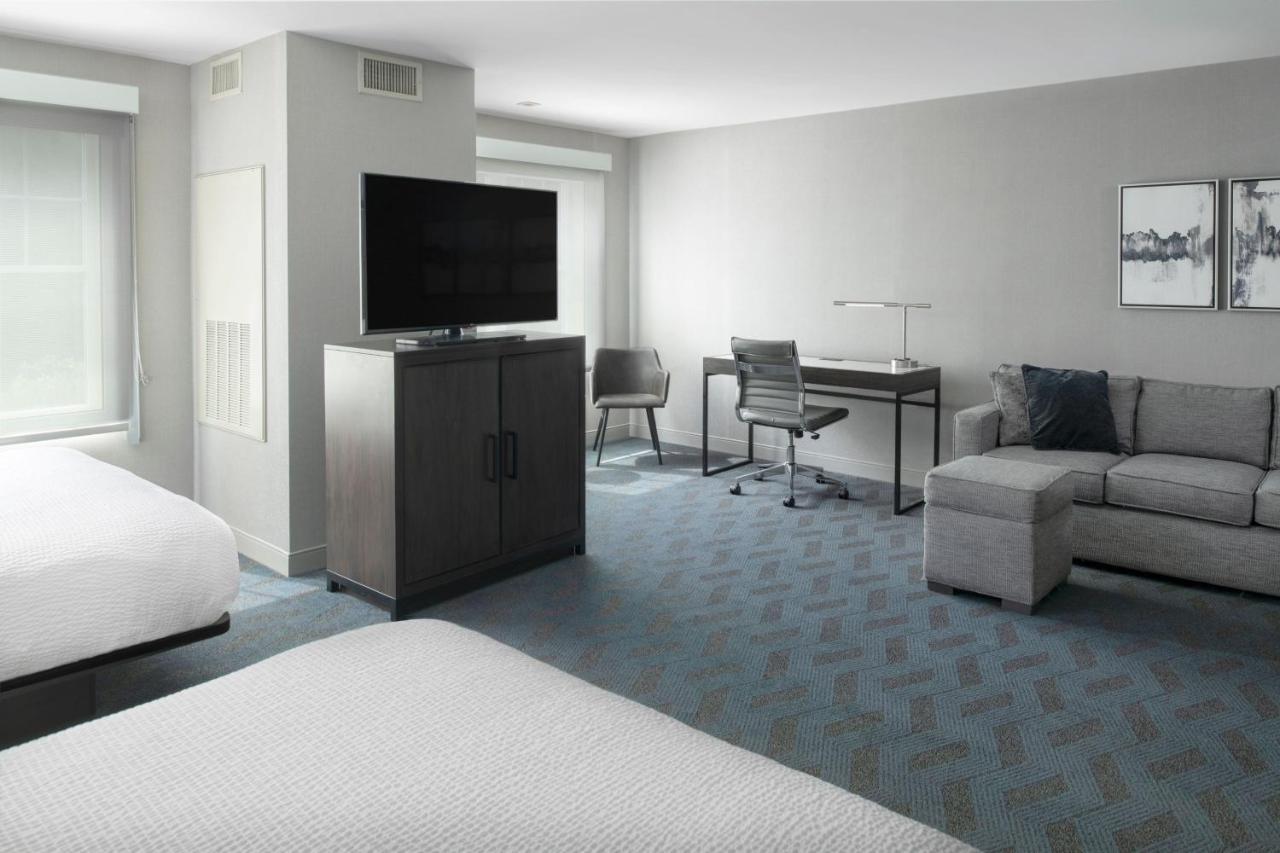 By Marriott Hotel
