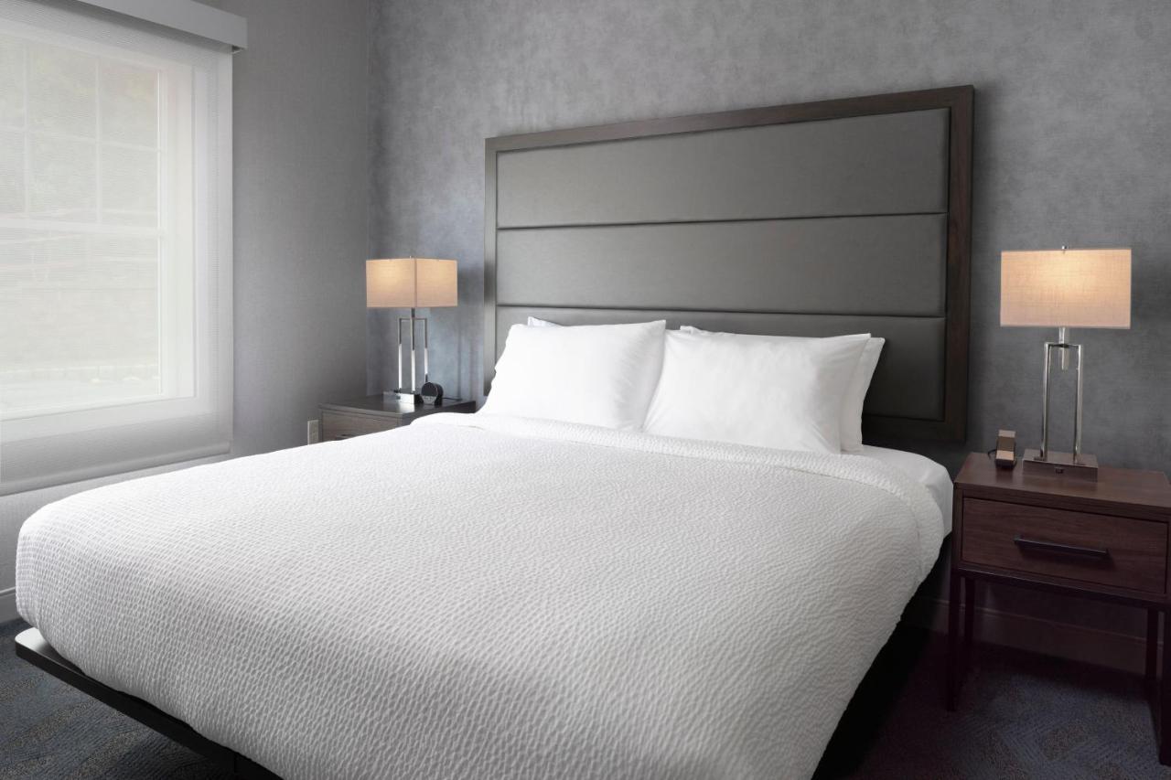By Marriott Hotel 3*