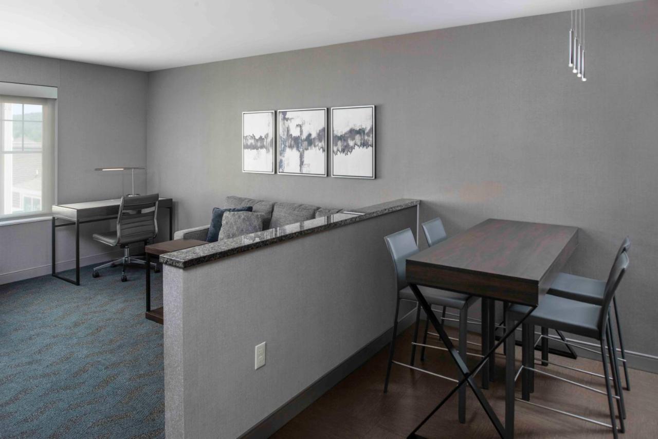 Hotel By Marriott Orangeburg